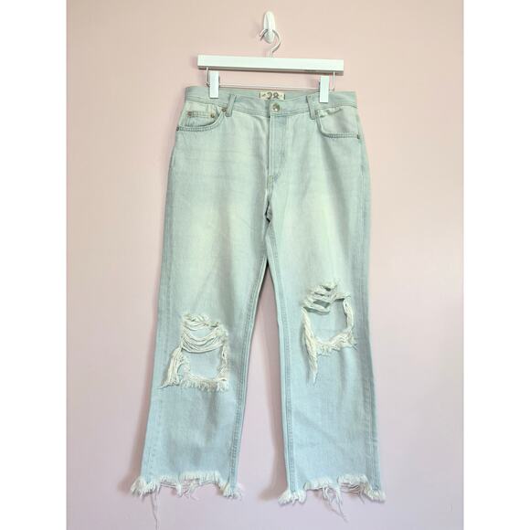We The Free Maggie Straight Jean in Light Wash Size 29 - Picture 2 of 11